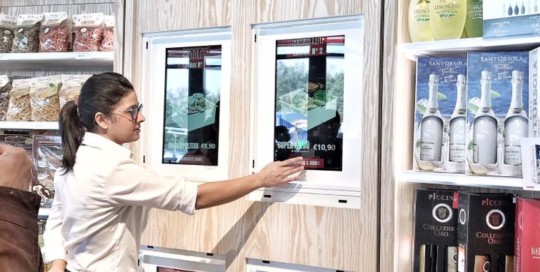 Installazione Serving Box in Autogrill | Totemmultimedia